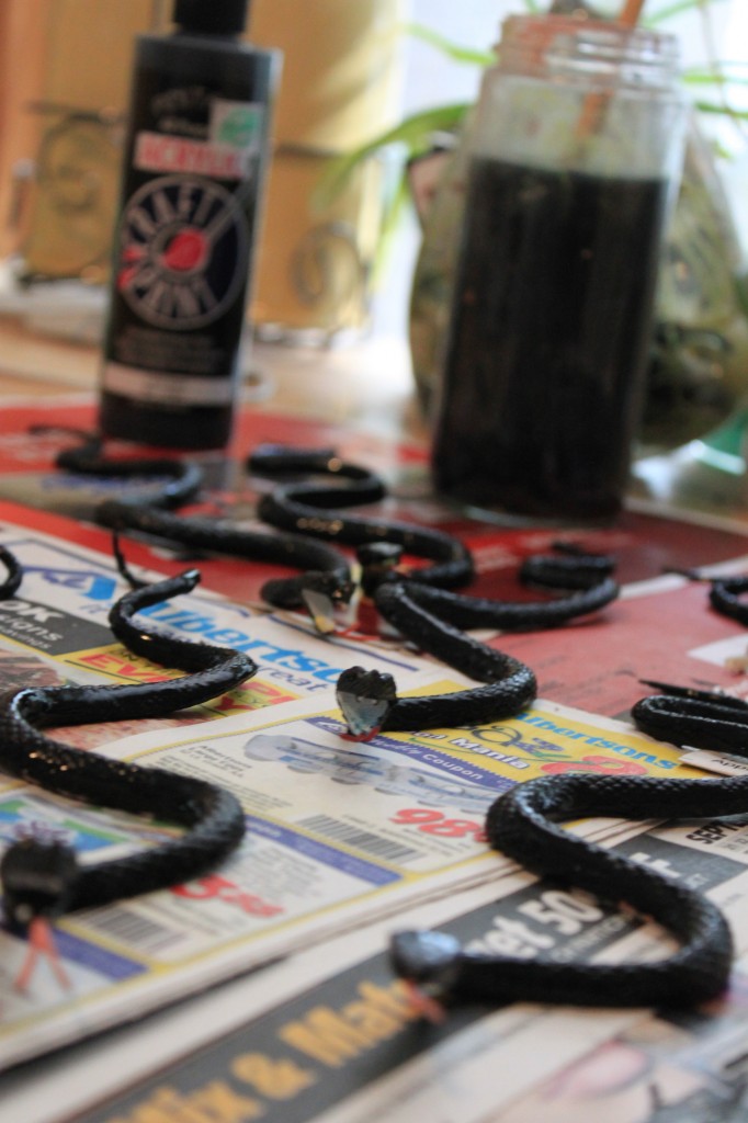 Halloween Wreath- Painted Snakes